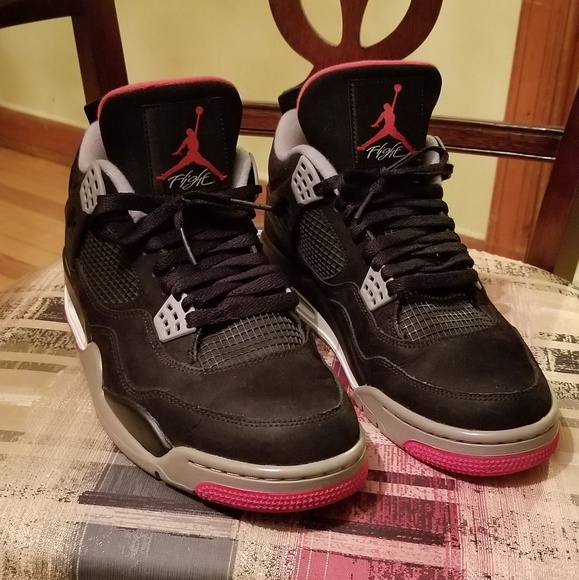 SOLD....Jordan 4 black Cement size 11 - Picture 3 of 7